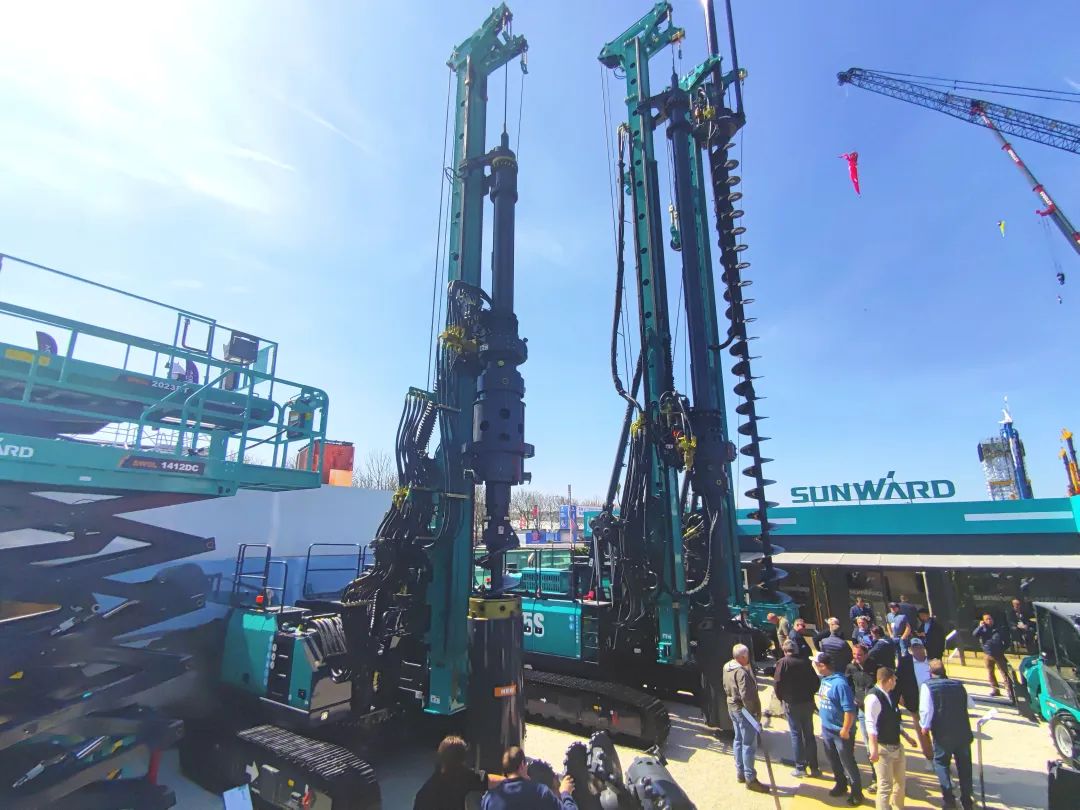 Bauma 2025 | 高端定制！山河智能Pro系列旋挖钻机燃爆全场